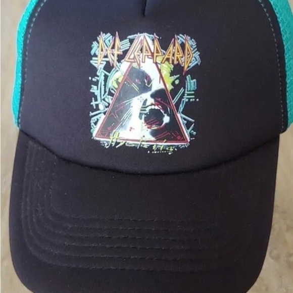 NWT Def Leppard Hysteria Trucker Snapback Cap Hat - Picture 3 of 8